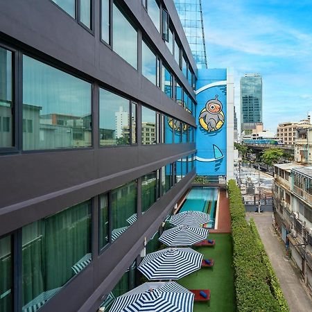 Vic 3 Bangkok Hotel Экстерьер фото