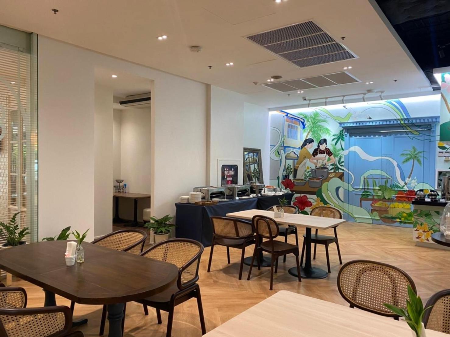 Vic 3 Bangkok Hotel Экстерьер фото